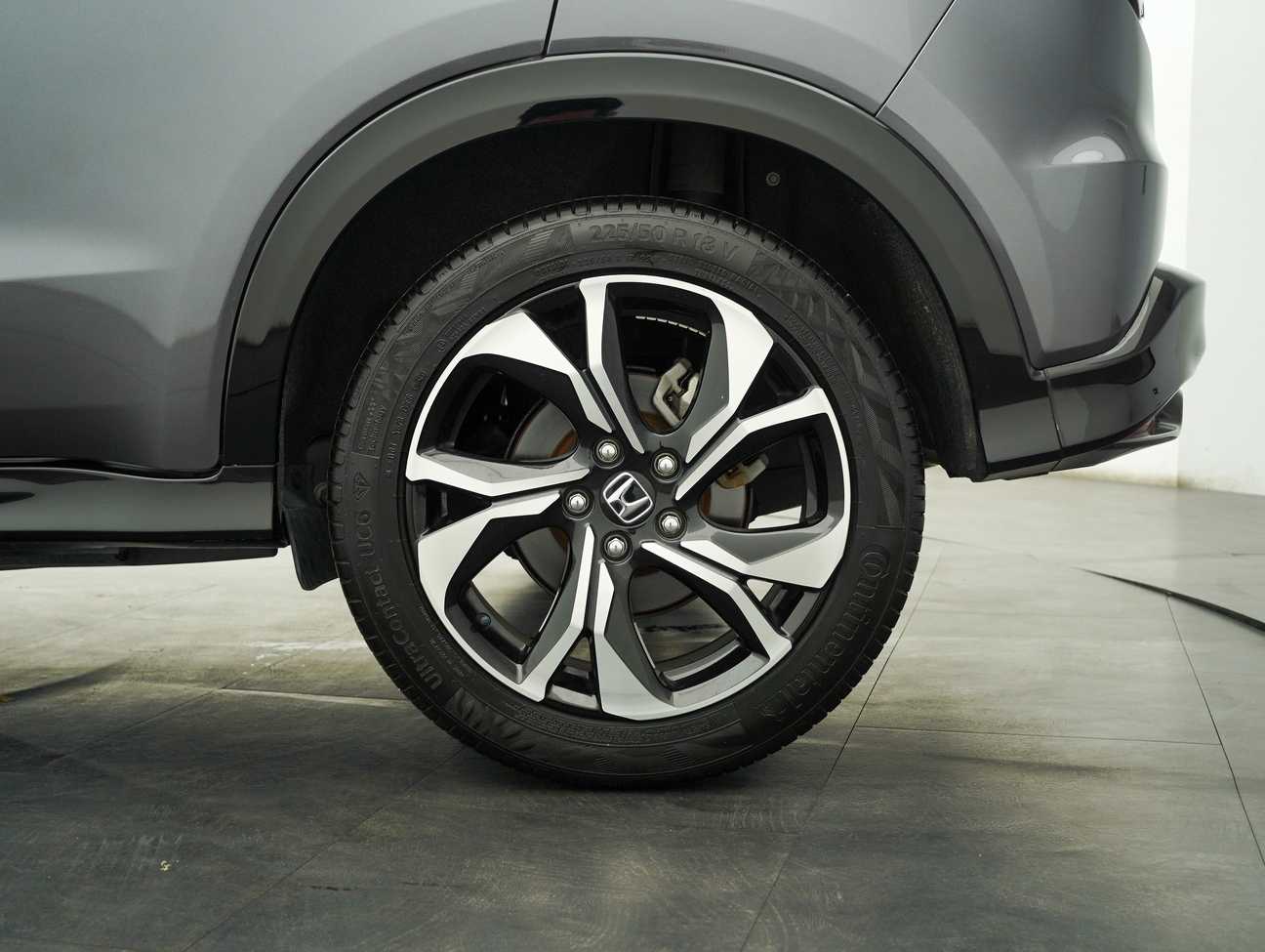 terpakai 2020 Honda HR-V RS 1.8