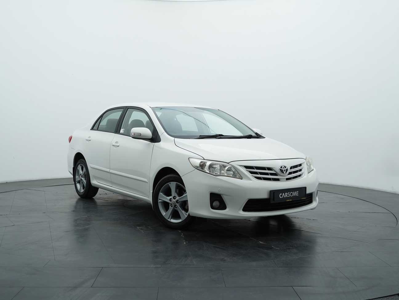 used 2011 Toyota Corolla Altis E 1.8