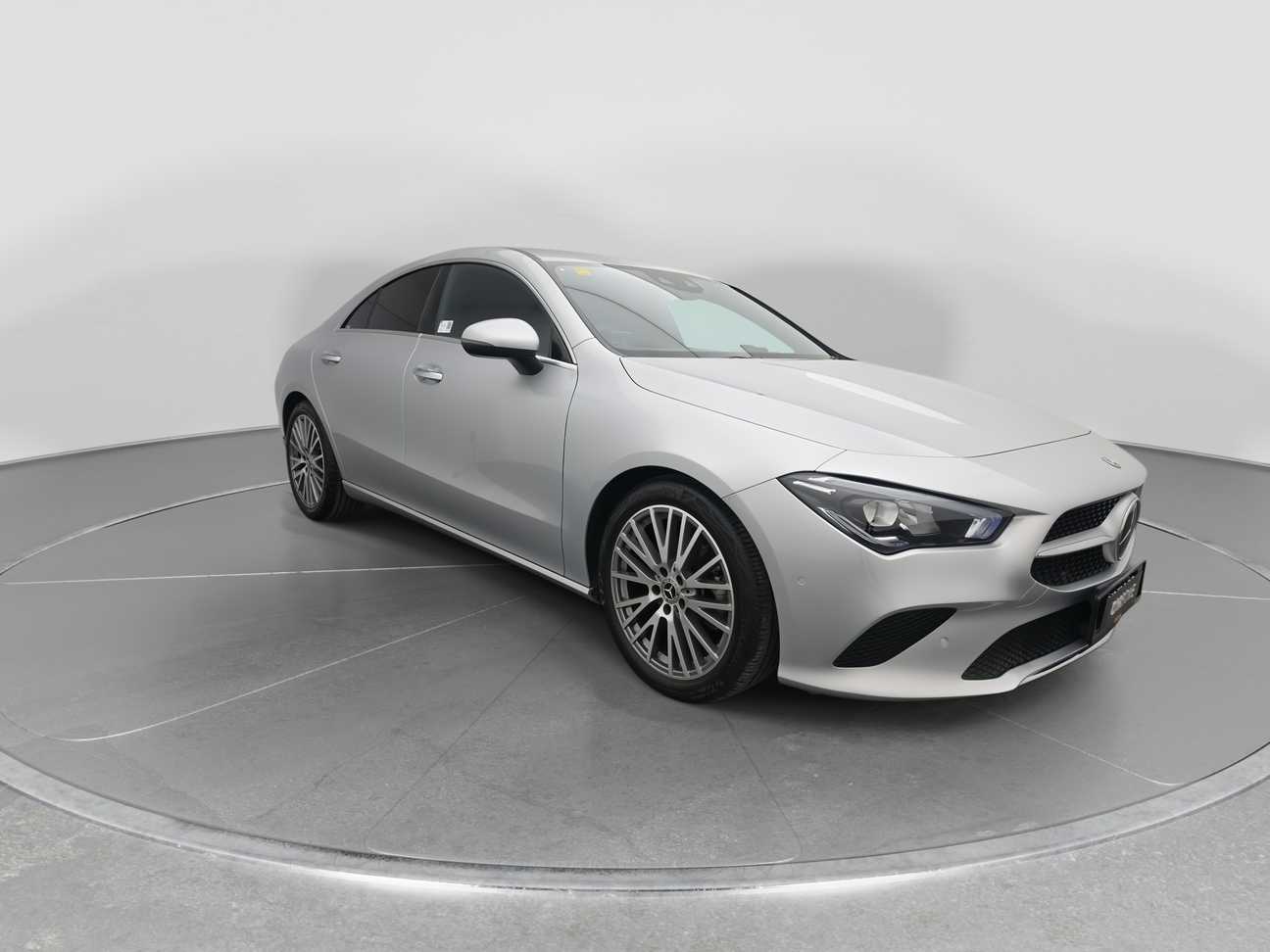 terpakai 2021 Mercedes-Benz CLA180 Base 1.3