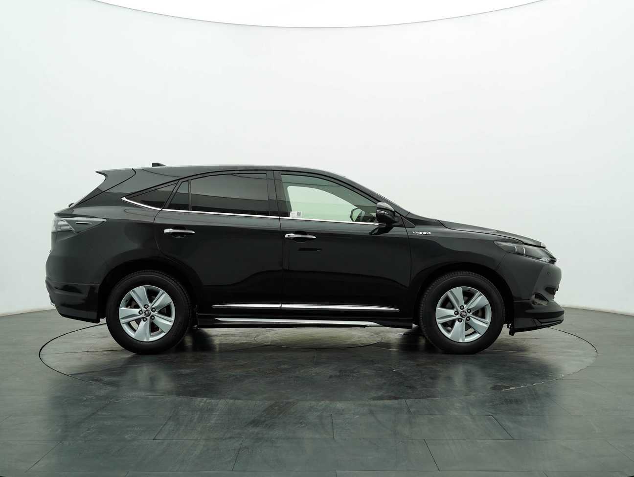 used 2014 Toyota Harrier Elegance 2.0