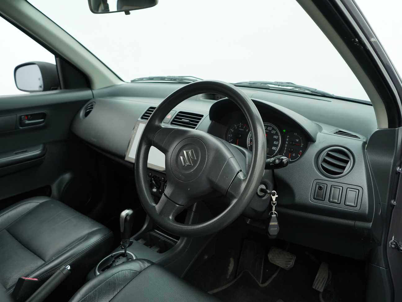 used 2012 Suzuki Swift GX 1.5
