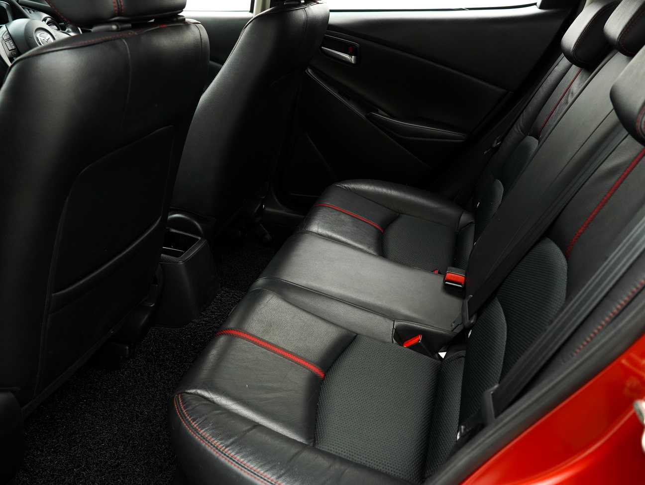 terpakai 2017 Mazda 2 SKYACTIV-G (LED Headlight with DRL) 1.5