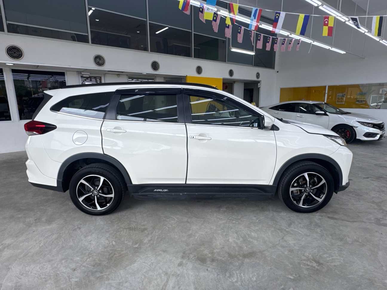 terpakai 2021 Perodua Aruz AV 1.5
