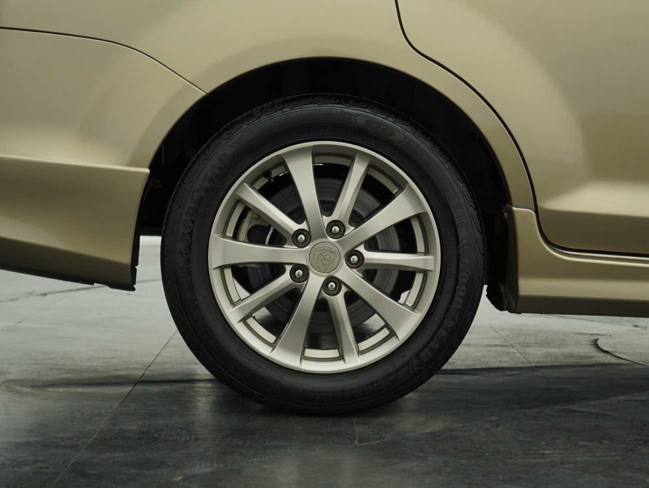 used 2015 Proton Exora Turbo Premium 1.6