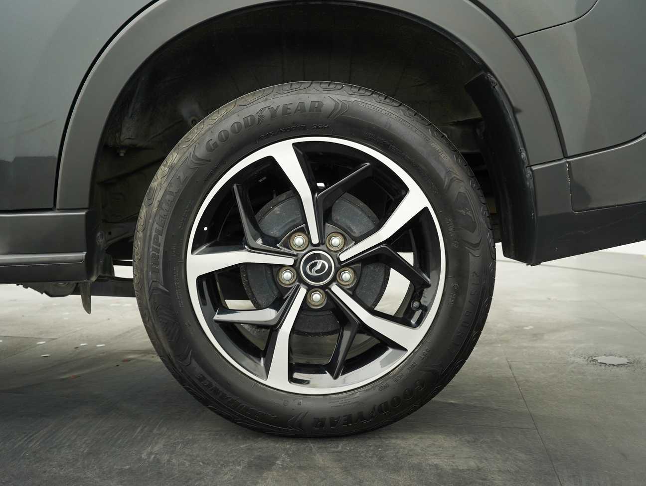 used 2020 Perodua Aruz AV 1.5