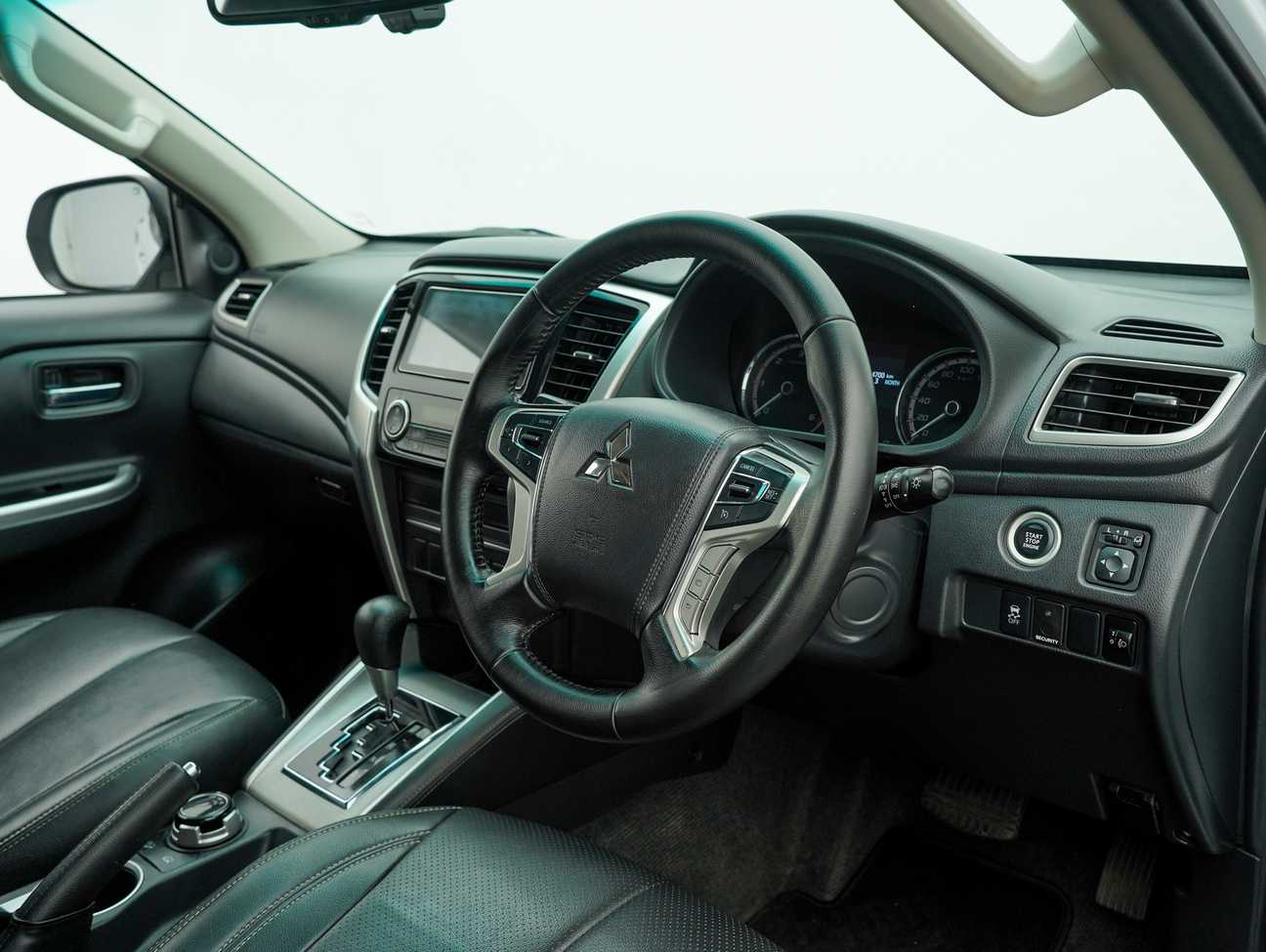 terpakai 2021 Mitsubishi Triton VGT Premium Updated Spec Dual Cab 4X4 2.4