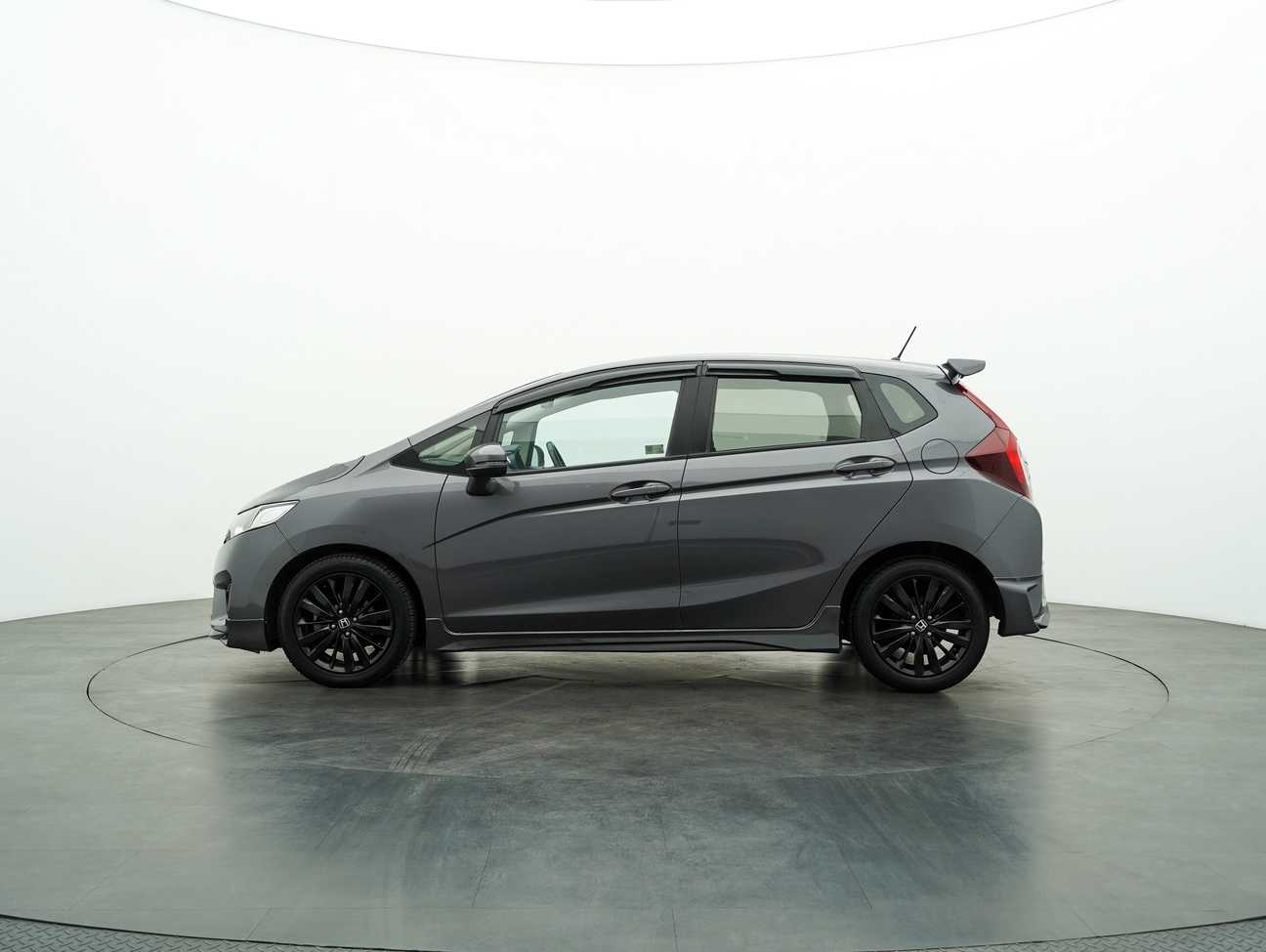 used 2014 Honda Jazz V 1.5
