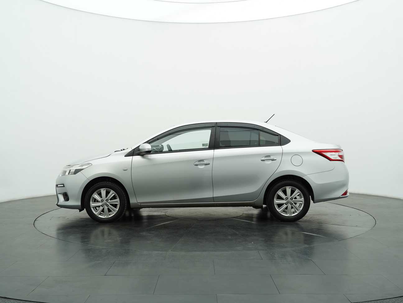 used 2017 Toyota Vios J 1.5
