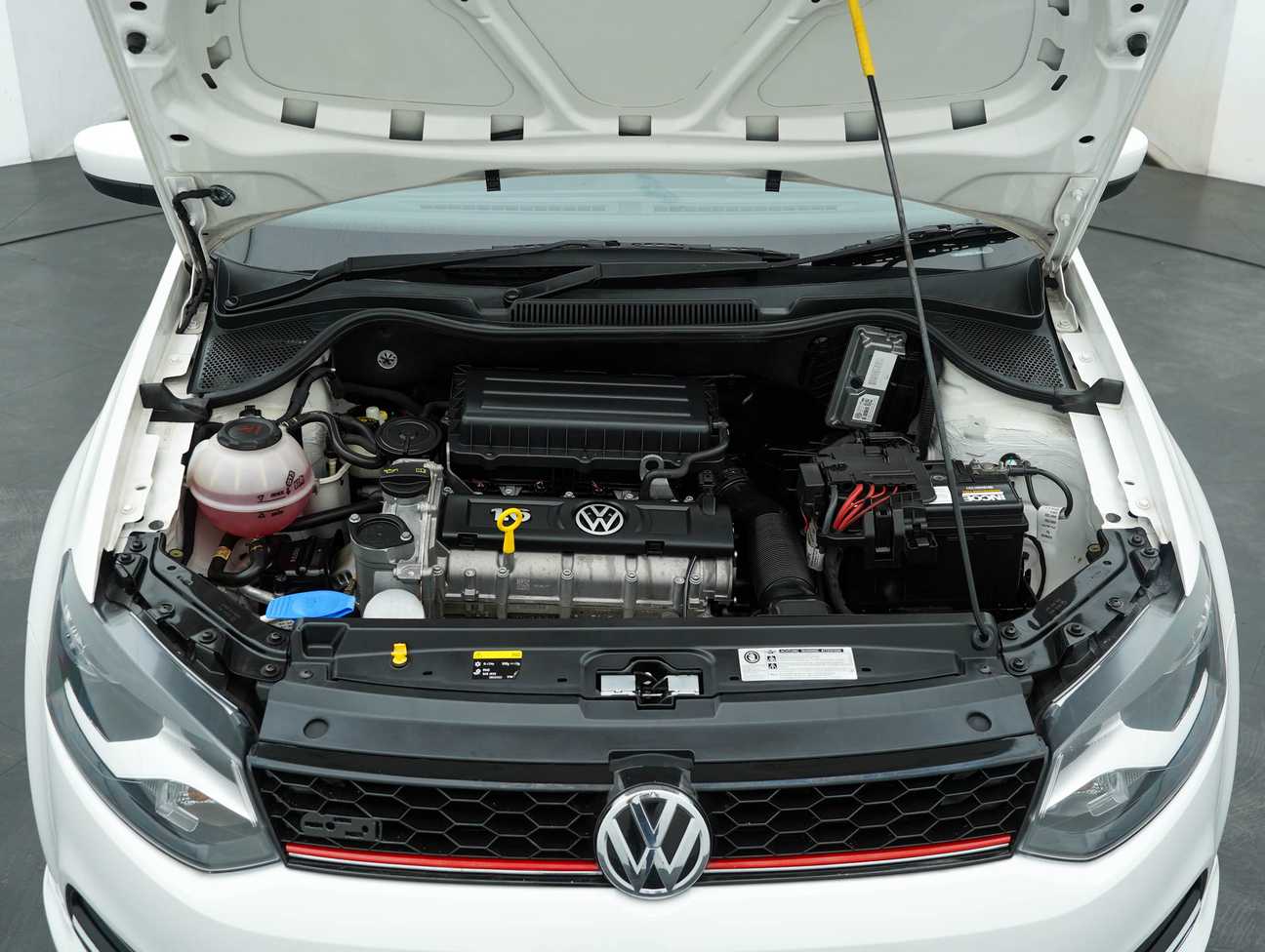 terpakai 2019 Volkswagen Polo Comfortline 1.6