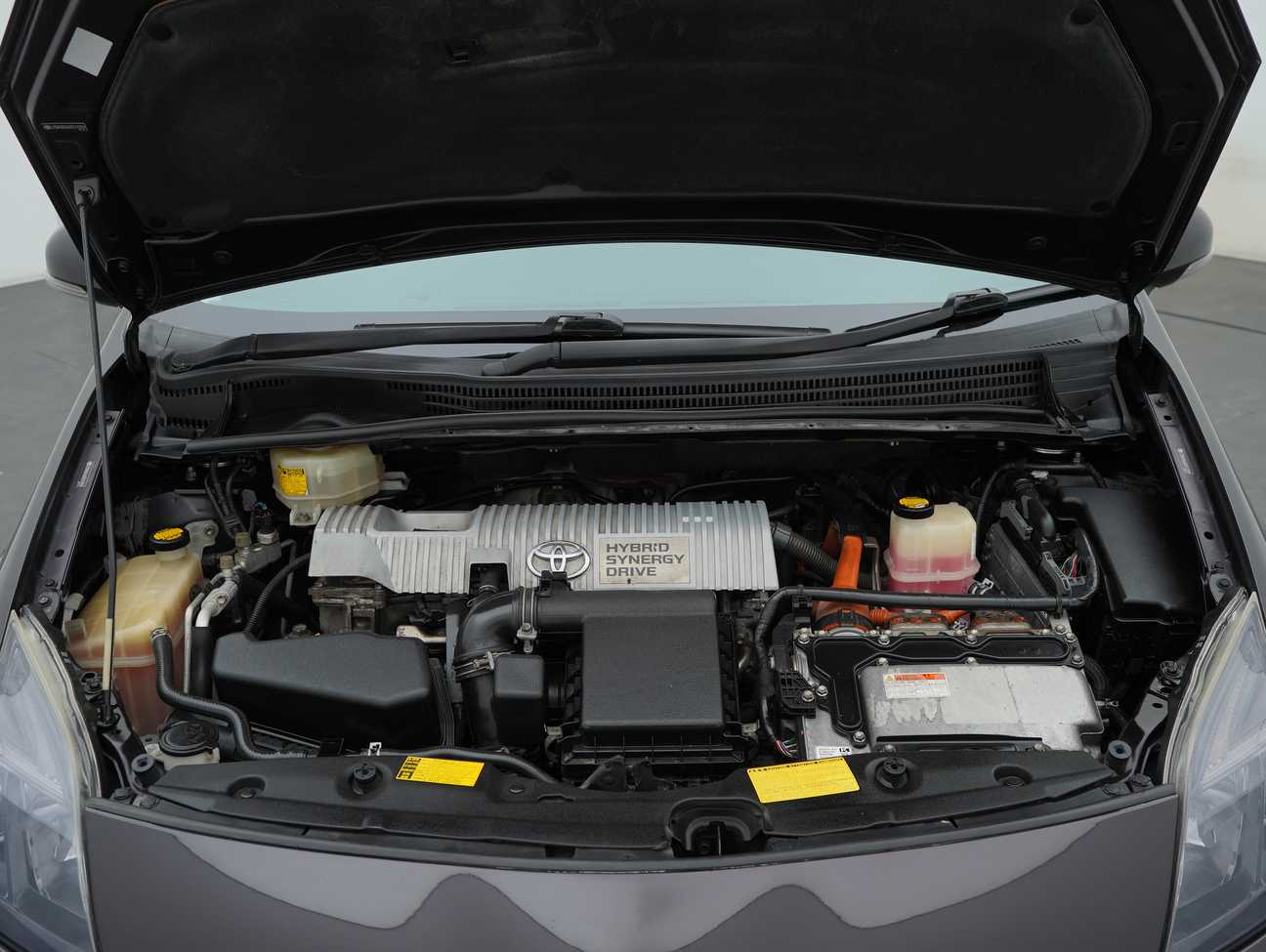 used 2012 Toyota Prius Luxury 1.8