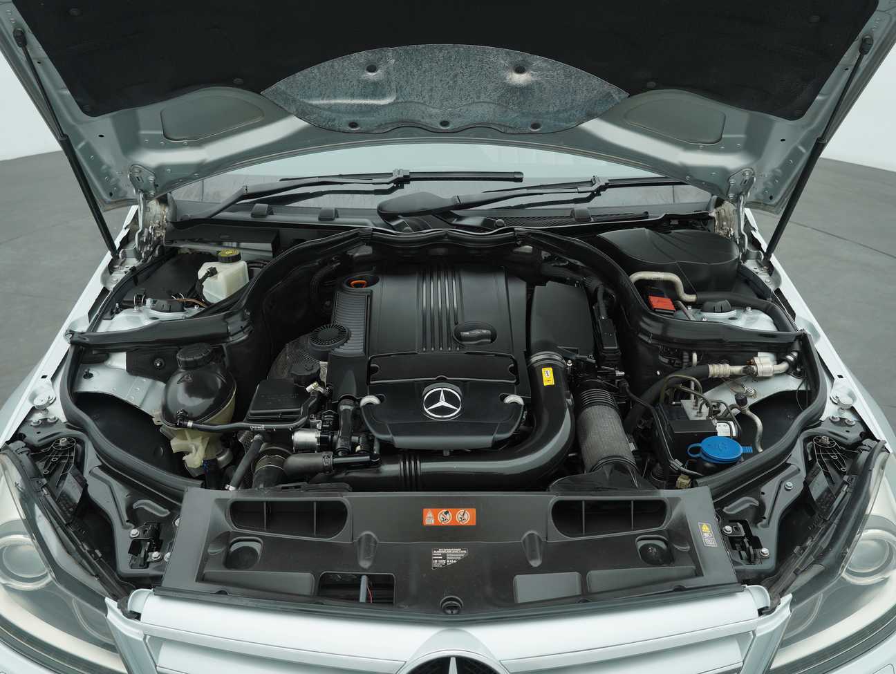 used 2012 Mercedes-Benz C200 Elegance CGI 1.8