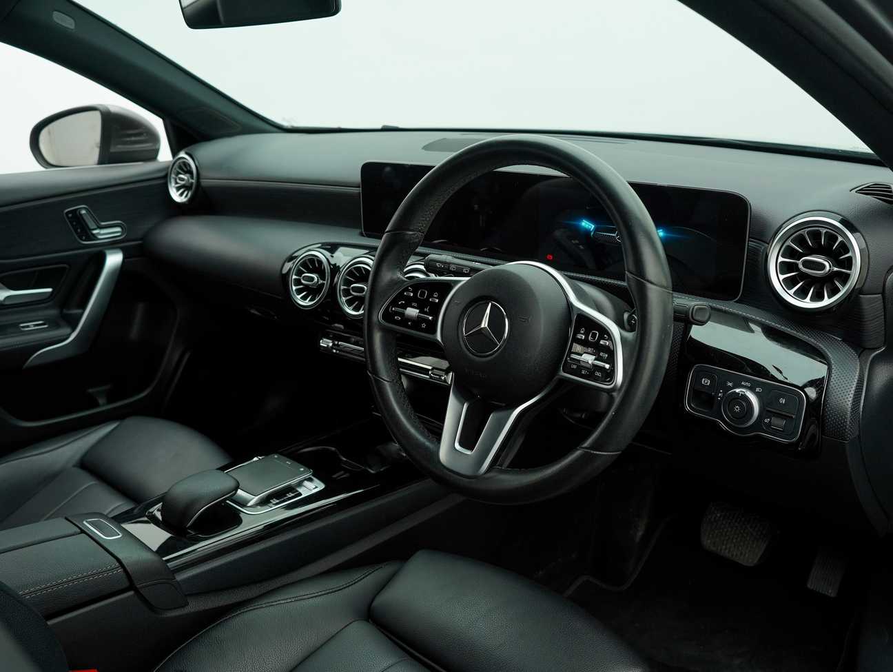 used 2018 Mercedes-Benz A200 Progressive Line 1.3