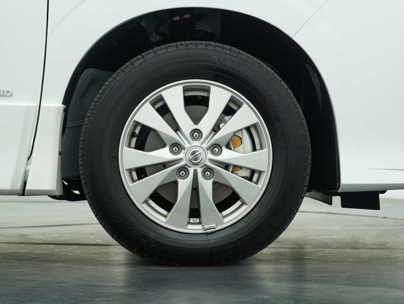 used 2024 Nissan Serena S-Hybrid High-Way Star 2.0