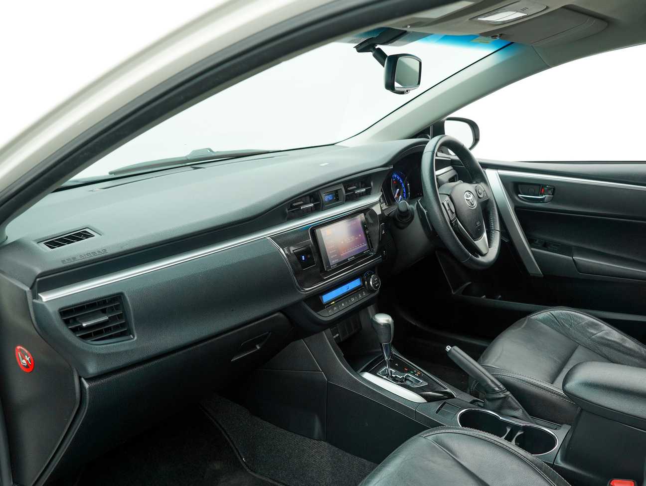 used 2016 Toyota Corolla Altis V 2.0