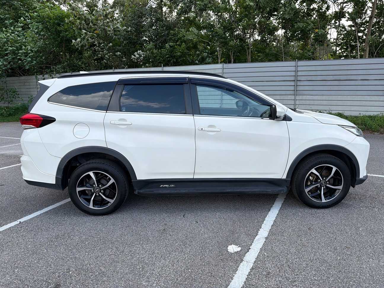 terpakai 2022 Perodua Aruz AV 1.5