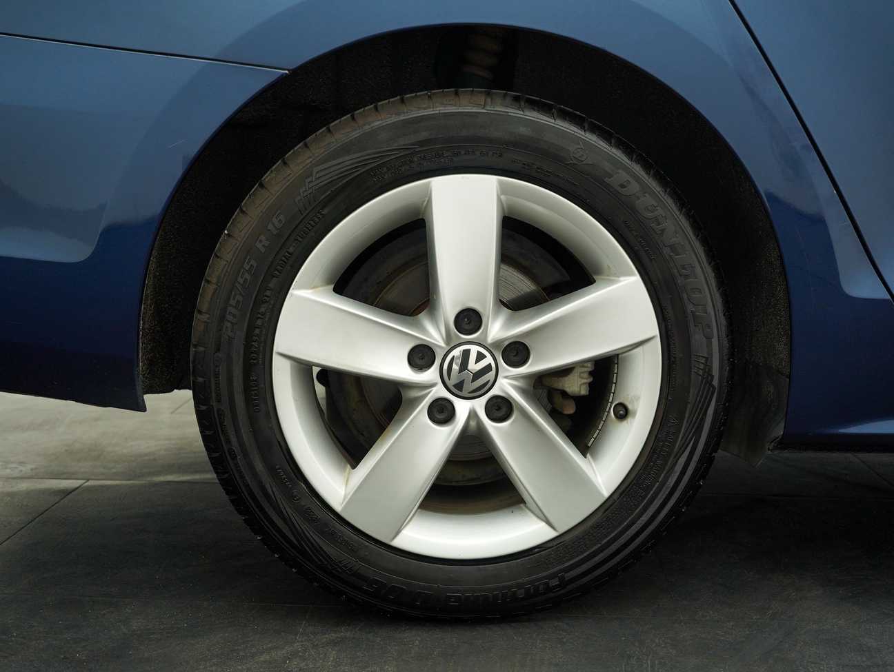 terpakai 2013 Volkswagen Jetta TSI 1.4