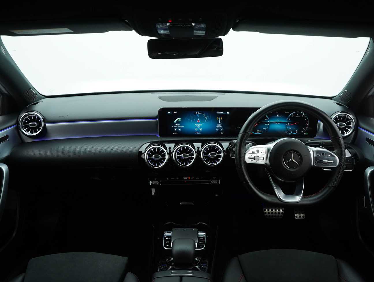 terpakai 2019 Mercedes-Benz A250 AMG Line 2.0