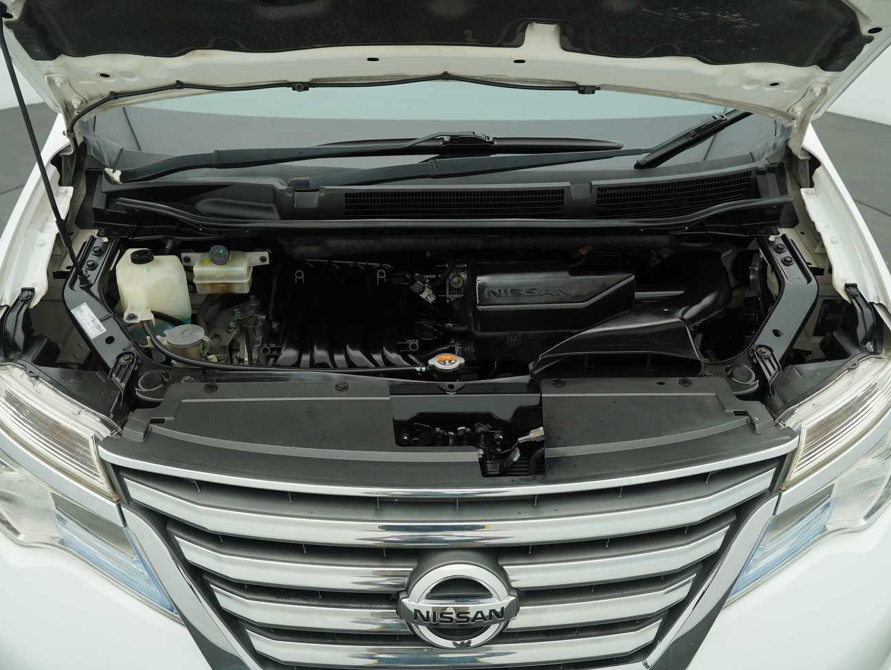terpakai 2017 Nissan Serena S-Hybrid High-Way Star 2.0