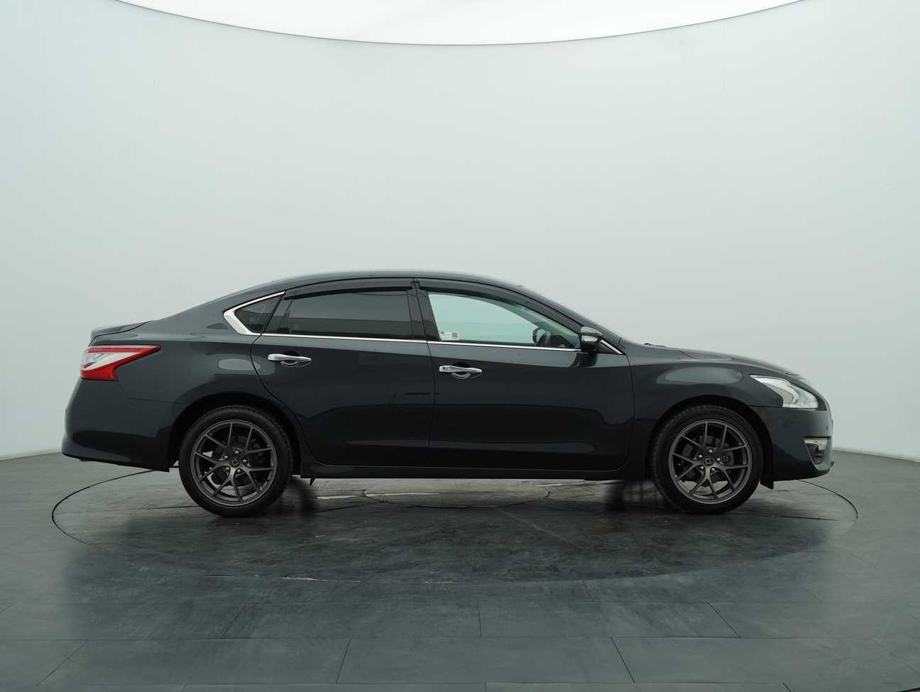 used 2014 Nissan Teana XL 2.0