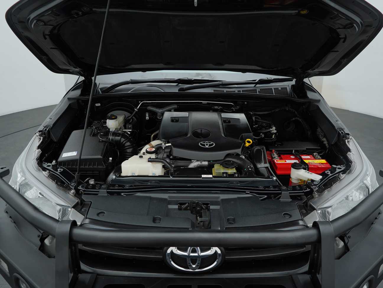 terpakai 2021 Toyota Hilux E Dual Cab 2.4