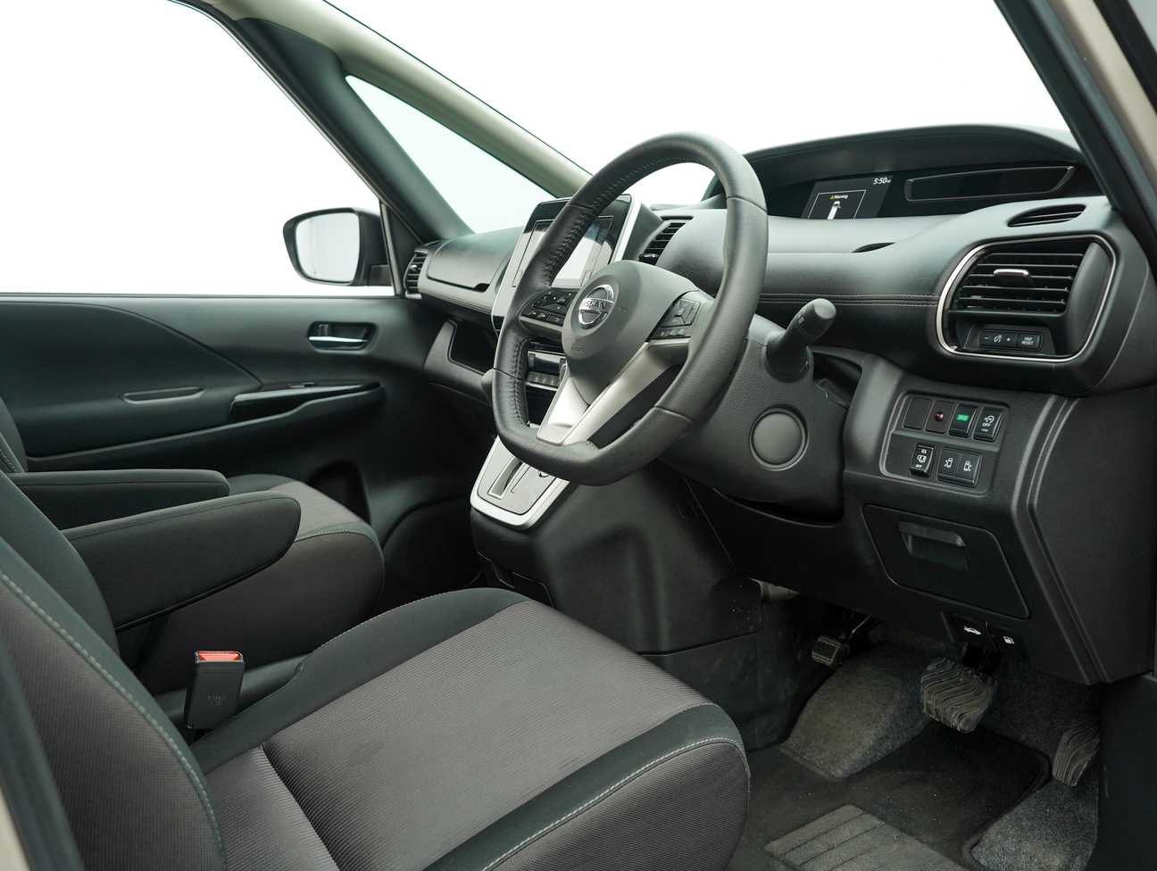 used 2020 Nissan Serena S-Hybrid High-Way Star 2.0