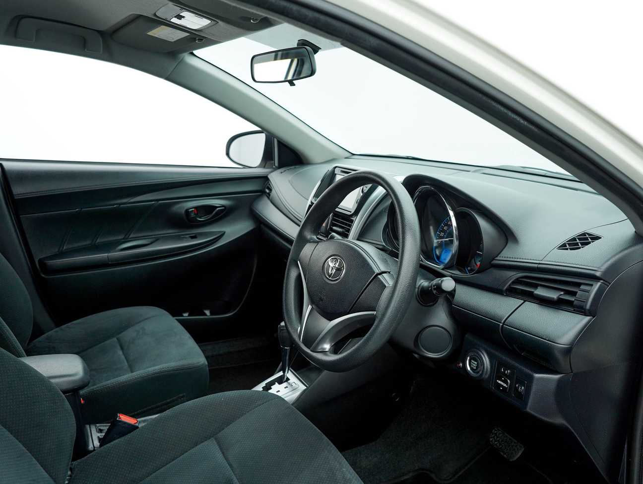 used 2015 Toyota Vios J 1.5