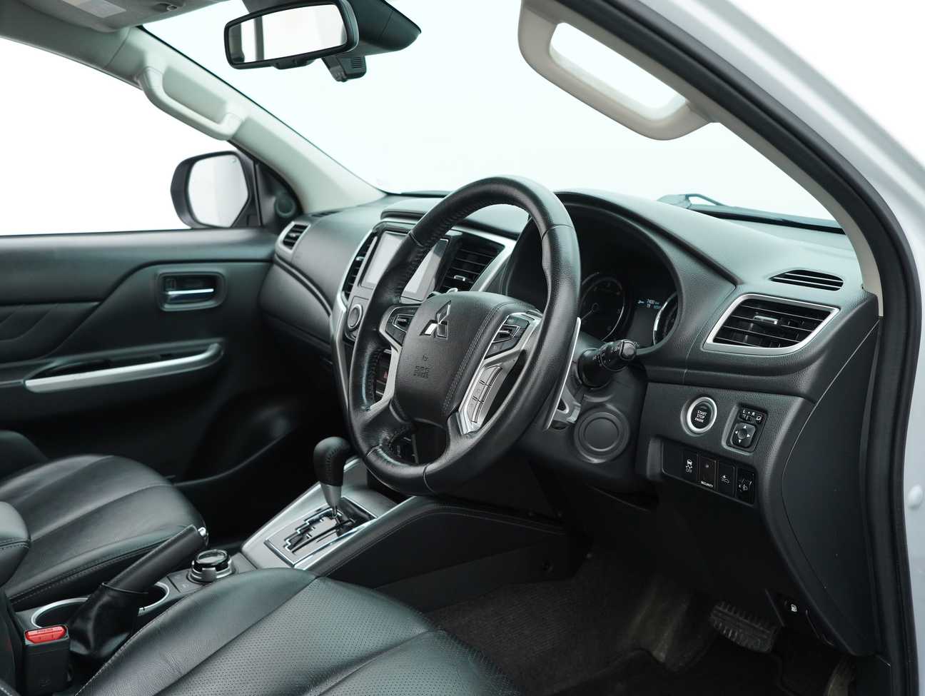used 2021 Mitsubishi Triton VGT Adventure X Updated Spec Dual Cab 4X4 2.4
