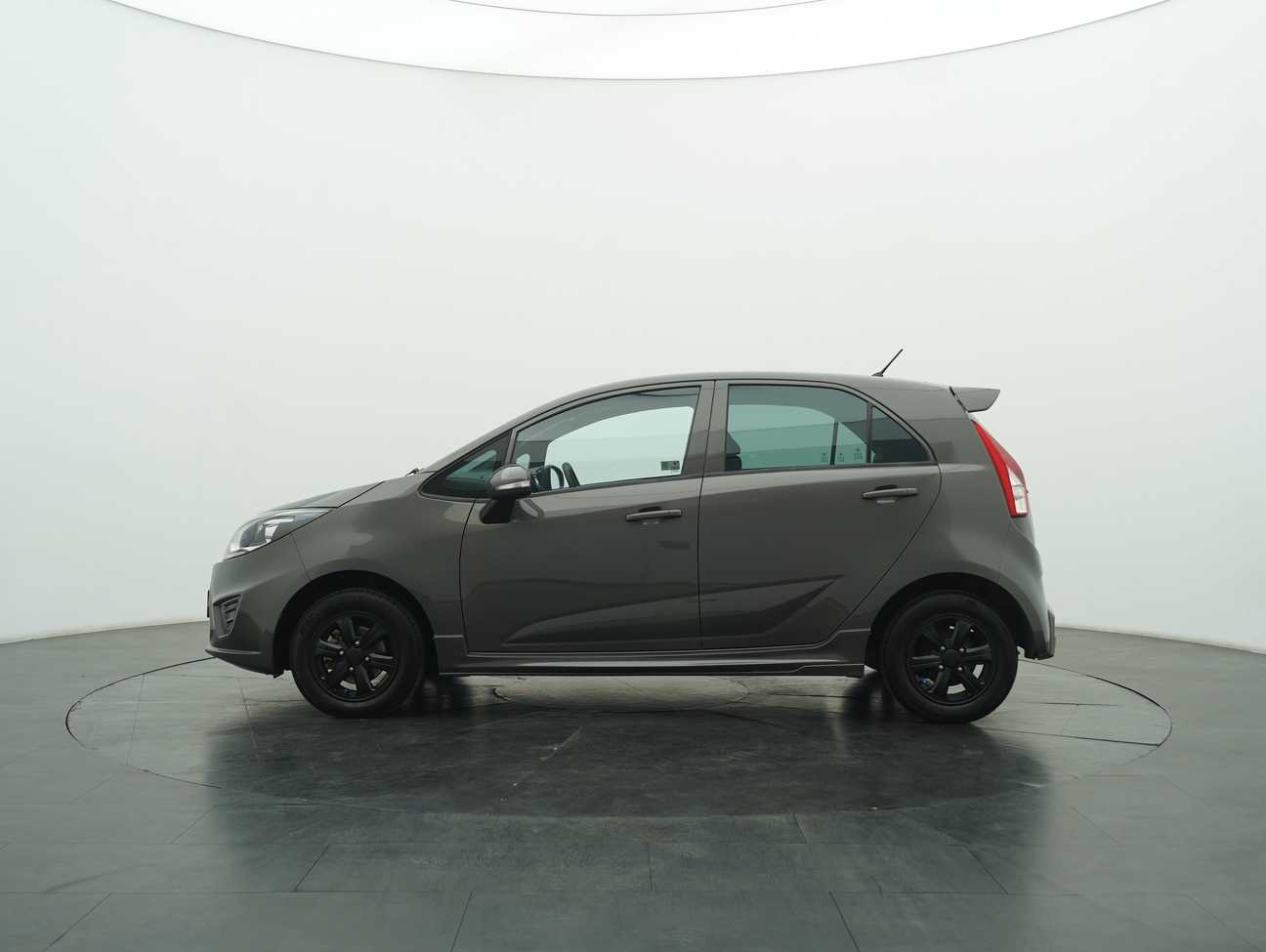 used 2015 Proton Iriz Standard 1.3