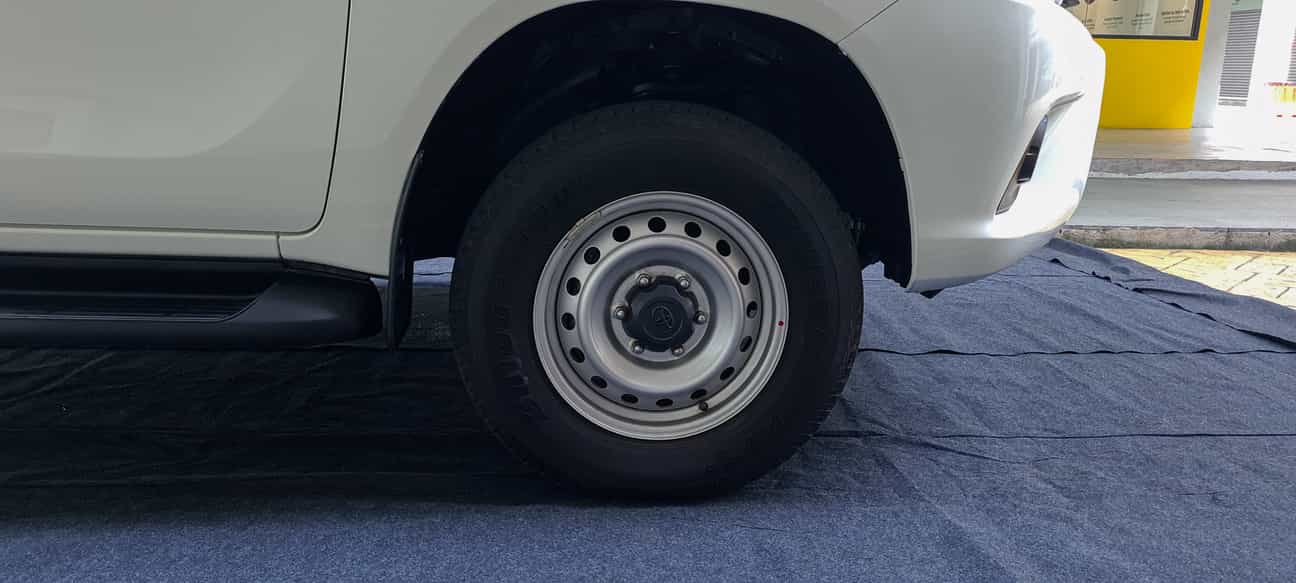 used 2019 Toyota HILUX SINGLE CAB 4X4 2.4