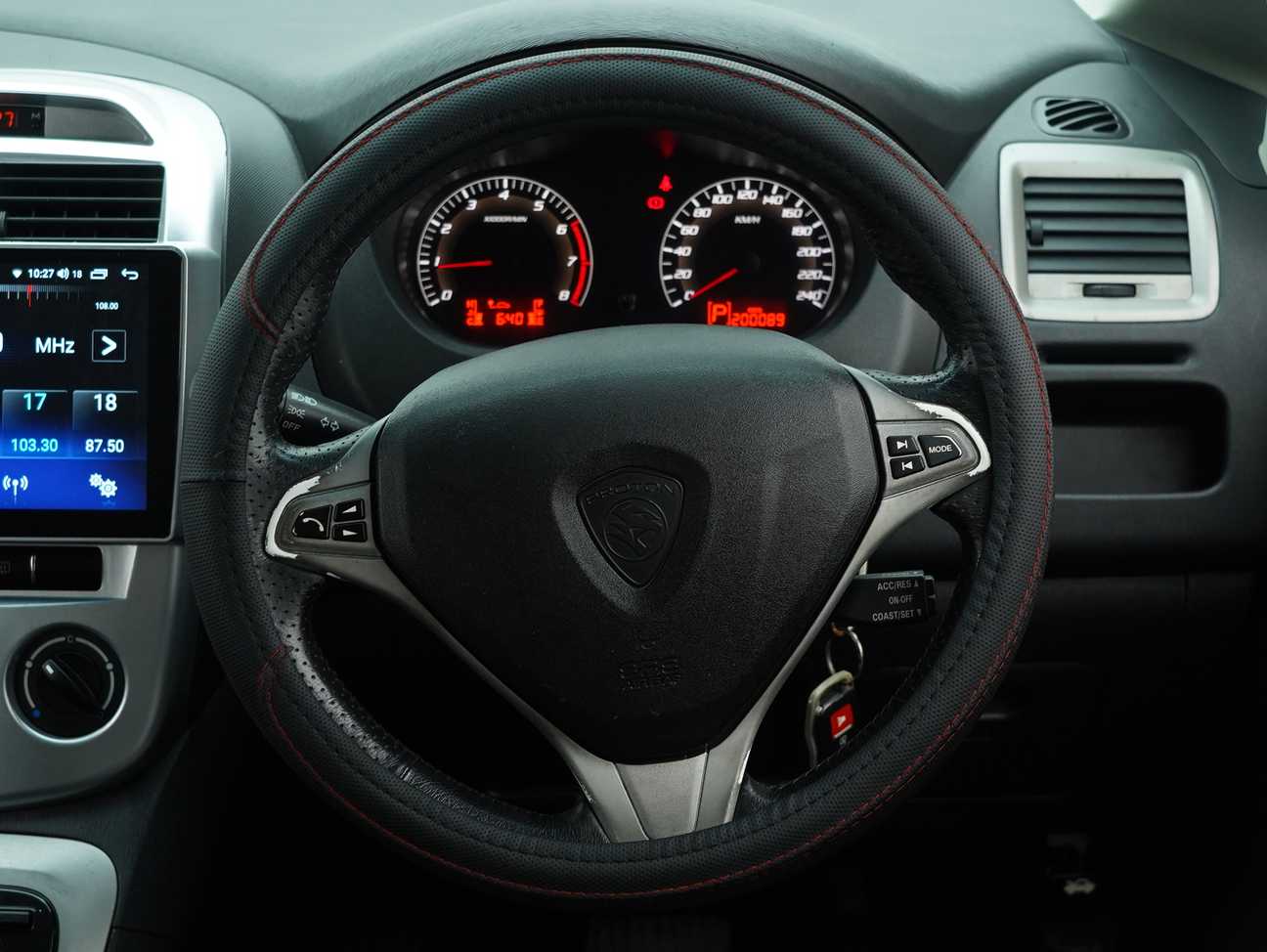 used 2013 Proton Exora Bold CFE Premium 1.6