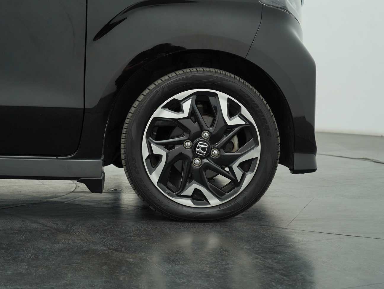 terpakai 2020 Honda N-Box Custom G L 0.7