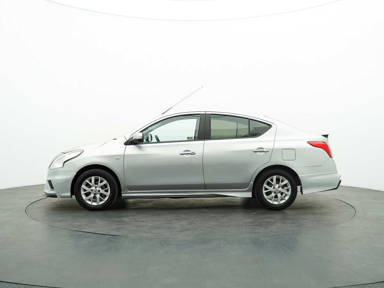 used 2016 Nissan Almera VL 1.5