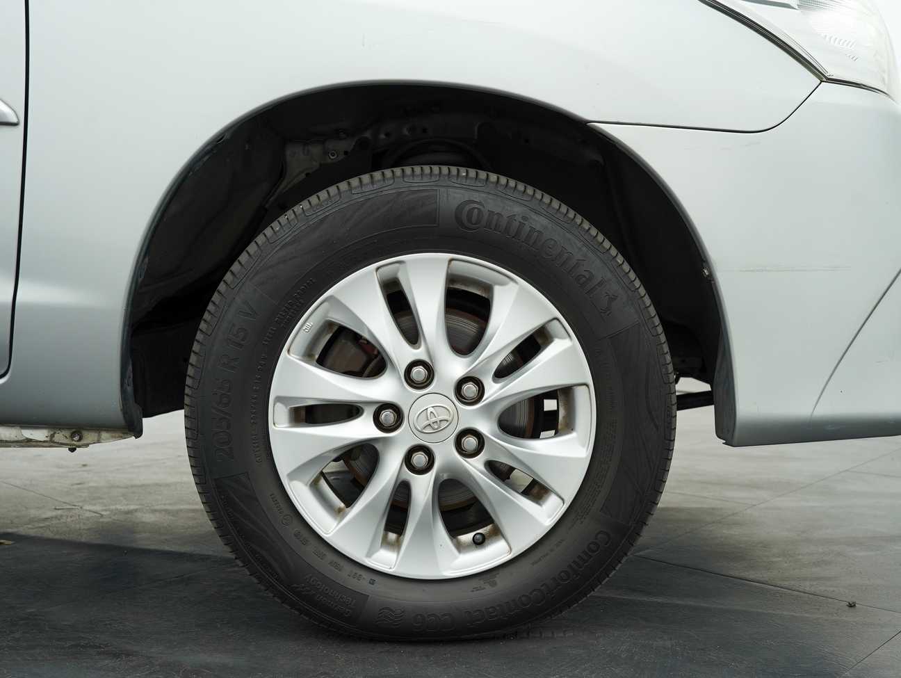 used 2014 Toyota Innova G 2.0