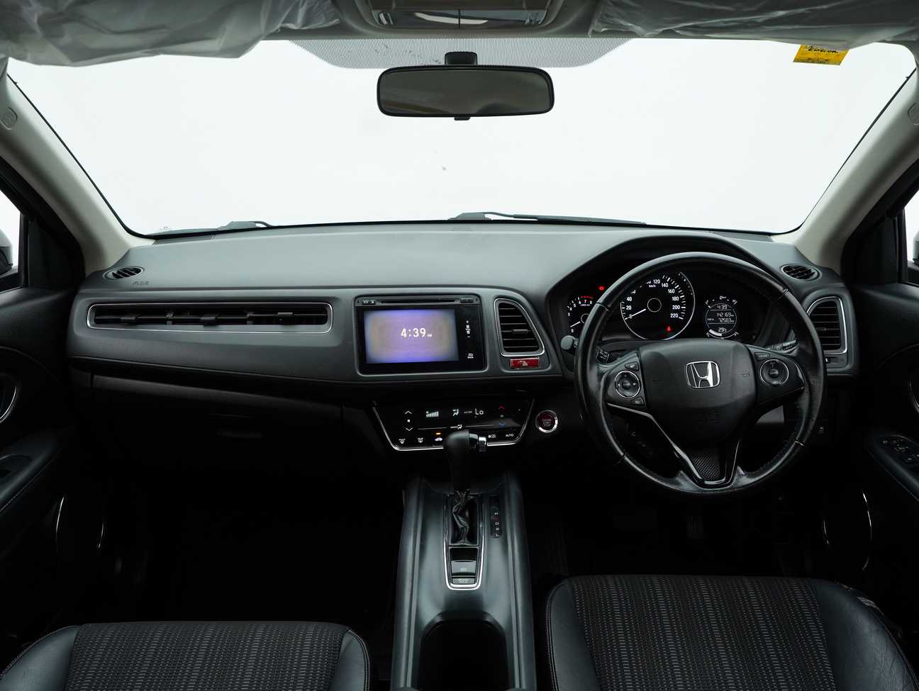used 2015 Honda HR-V V 1.8