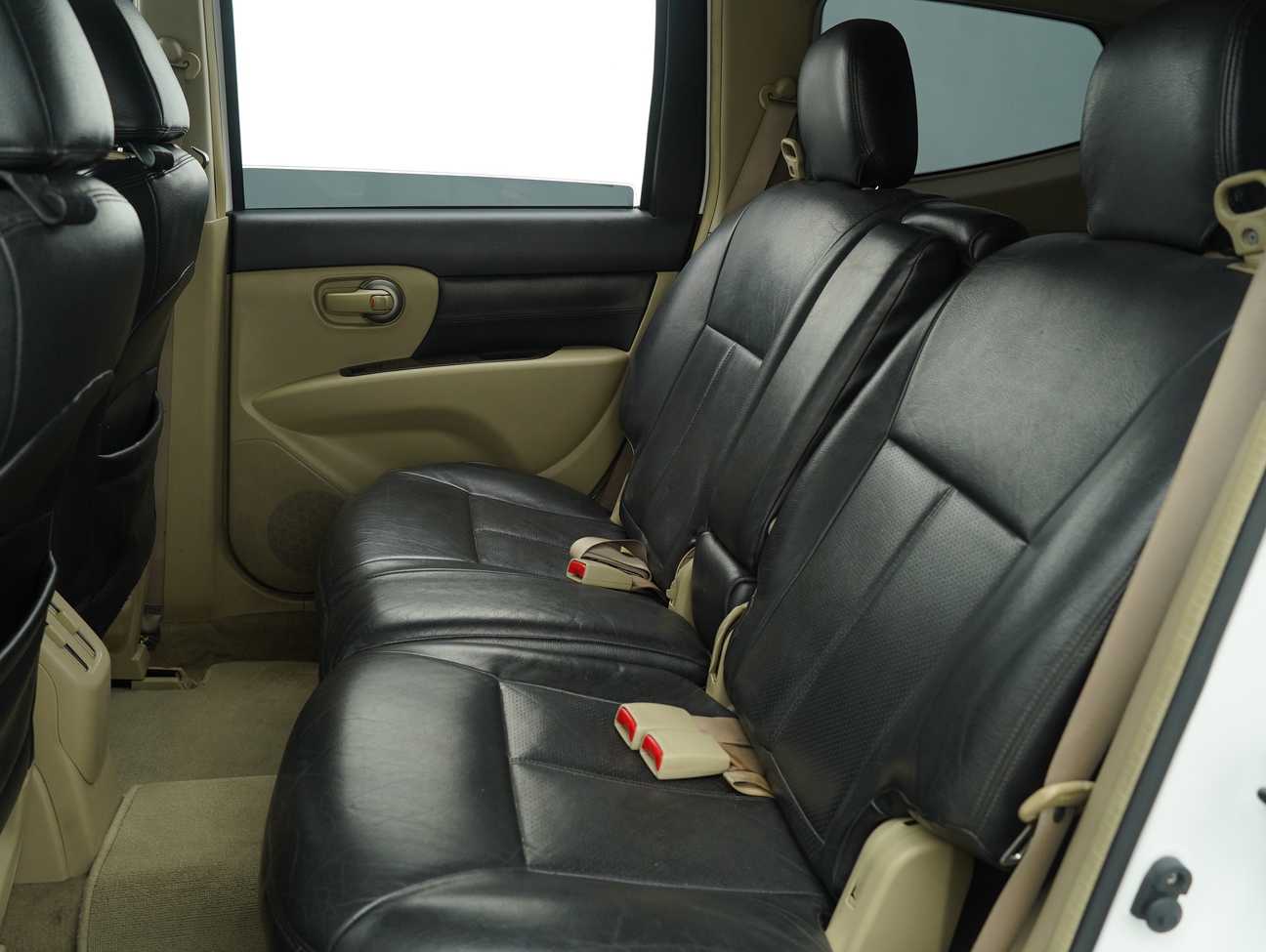 used 2013 Nissan Grand Livina Comfort 1.8