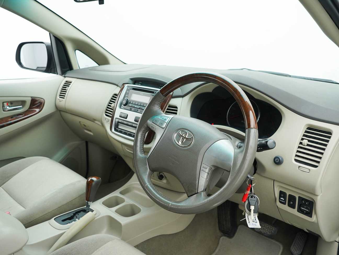 used 2012 Toyota Innova G 2.0