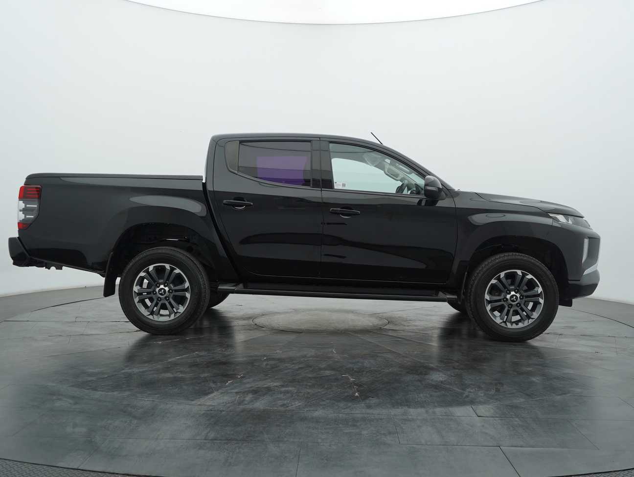 used 2022 Mitsubishi Triton VGT Premium Updated Spec Dual Cab 4X4 2.4