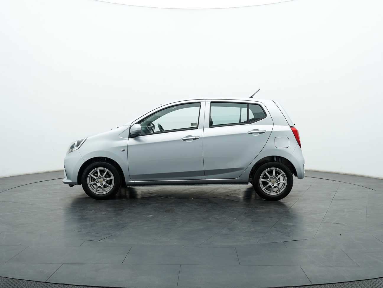 terpakai 2017 Perodua AXIA G 1.0