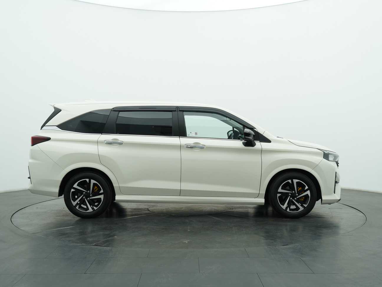 used 2023 Perodua Alza AV 1.5