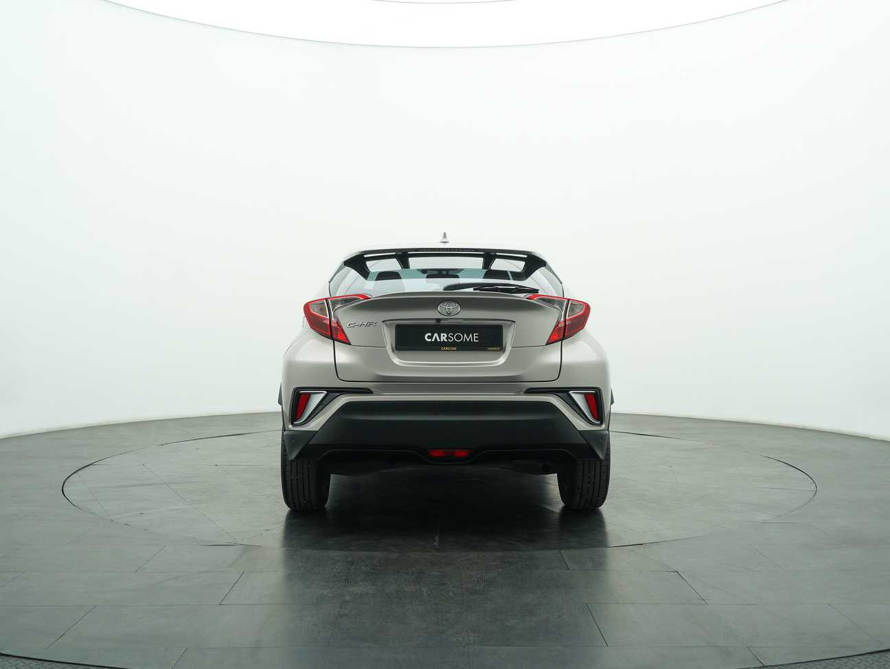 used 2019 Toyota C-HR  1.8