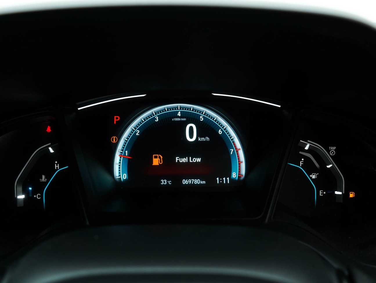 terpakai 2018 Honda CIVIC I-VTEC 1.8