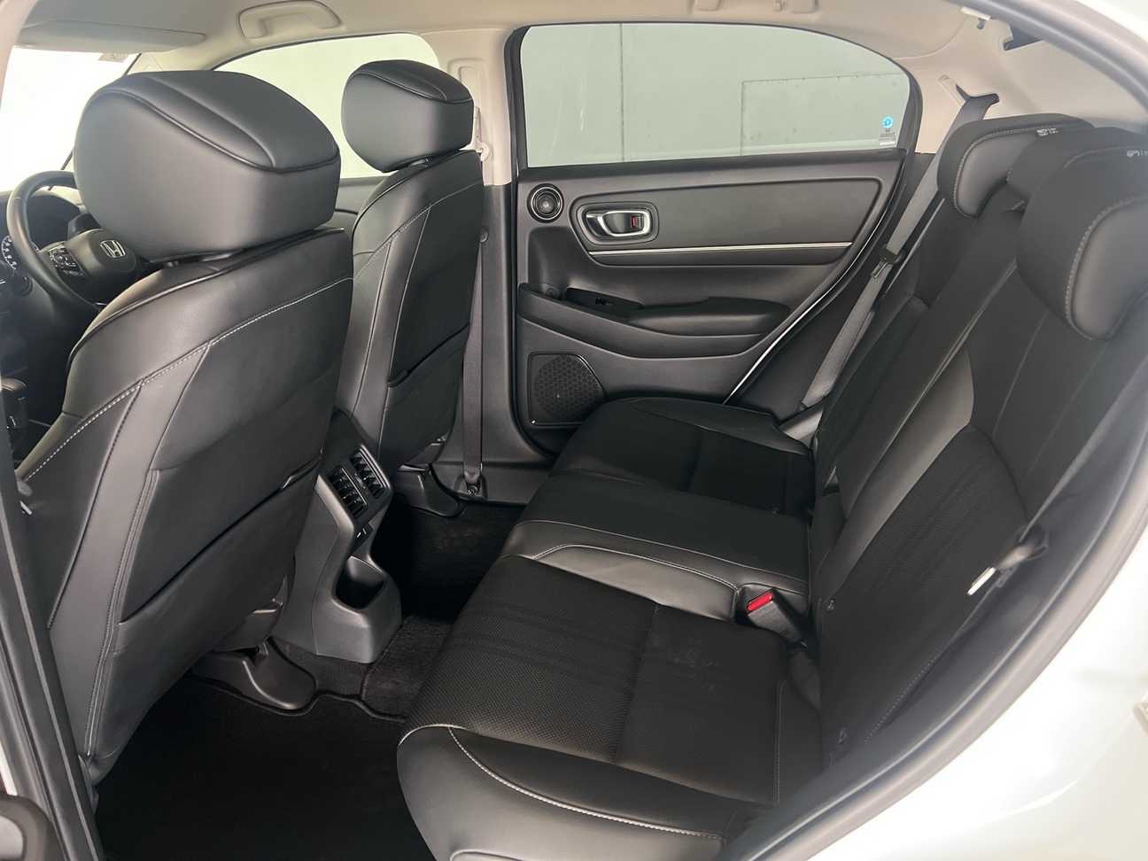 used 2023 Honda HR-V V 1.5