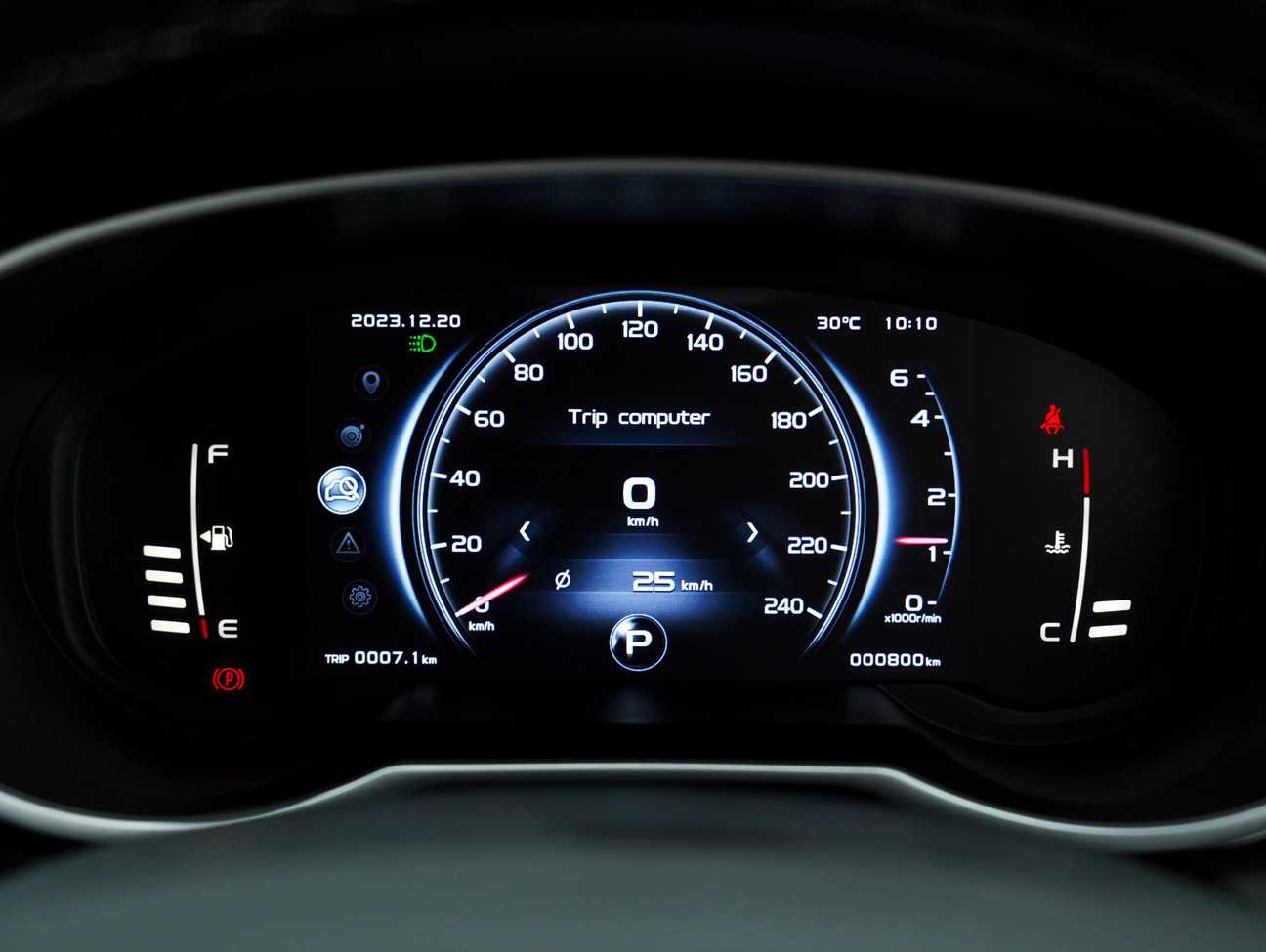 used 2023 Proton X70 Premium 1.5