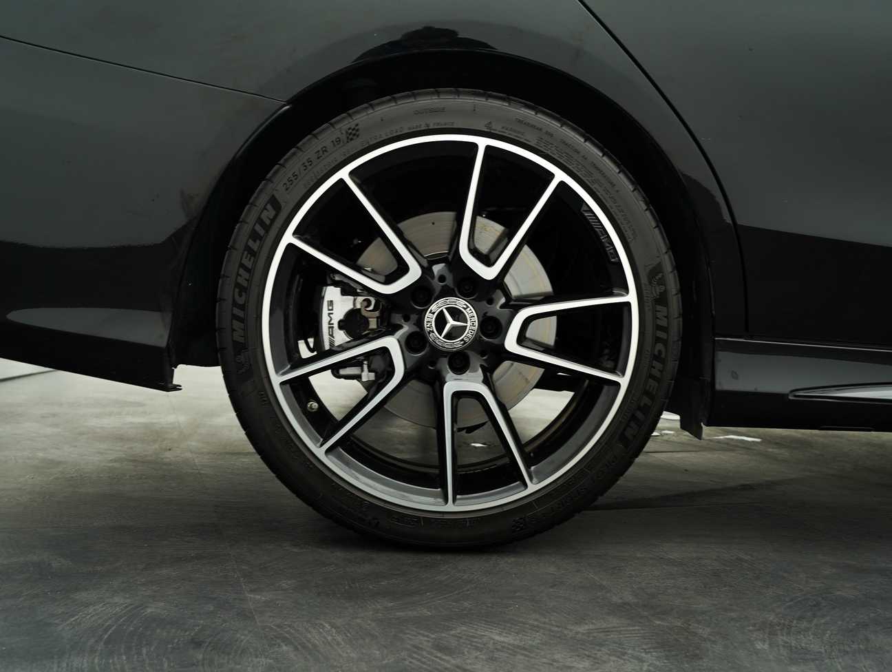 used 2018 Mercedes-Benz C250 AMG Line 2.0