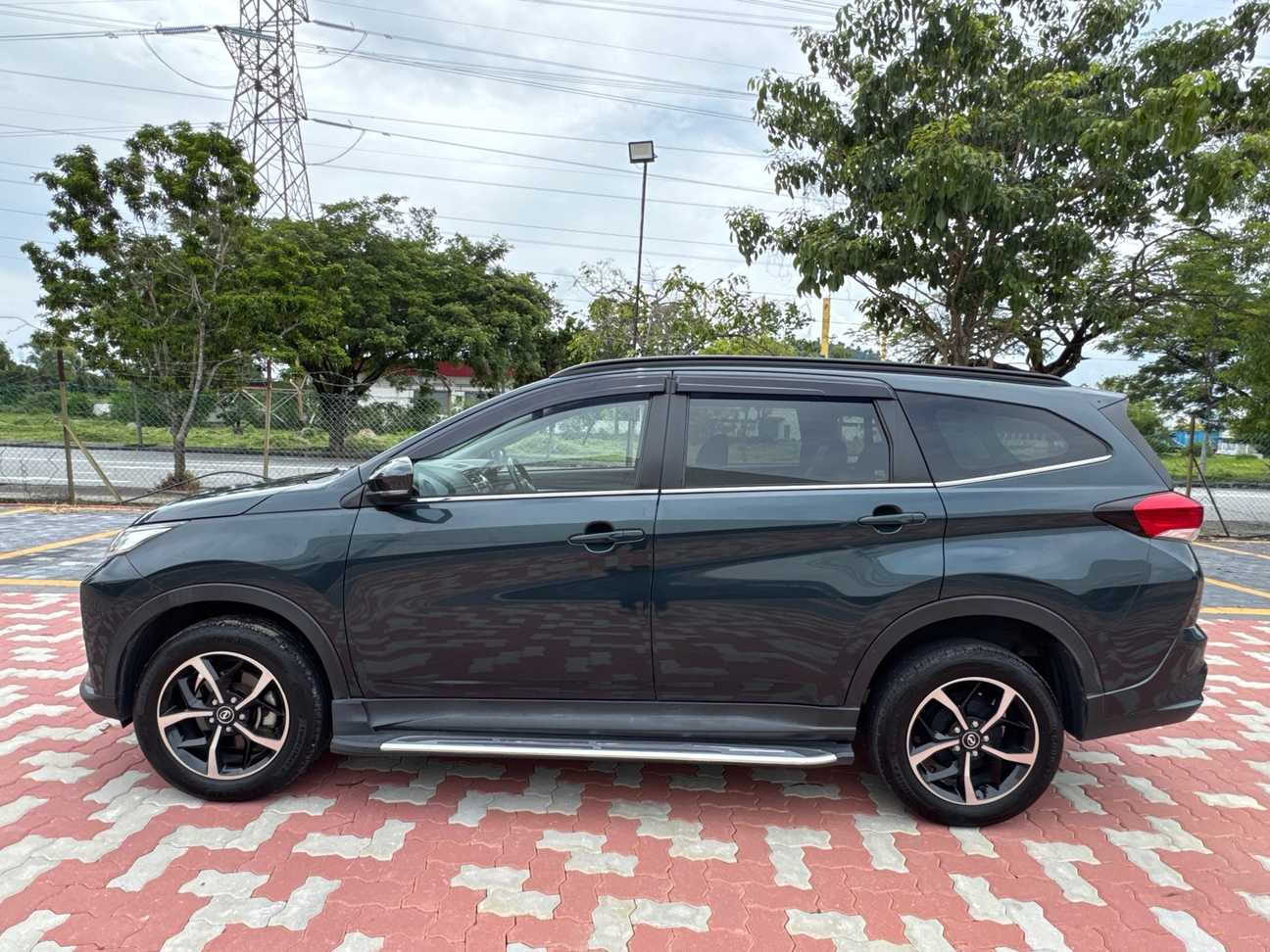 used 2019 Perodua Aruz AV 1.5