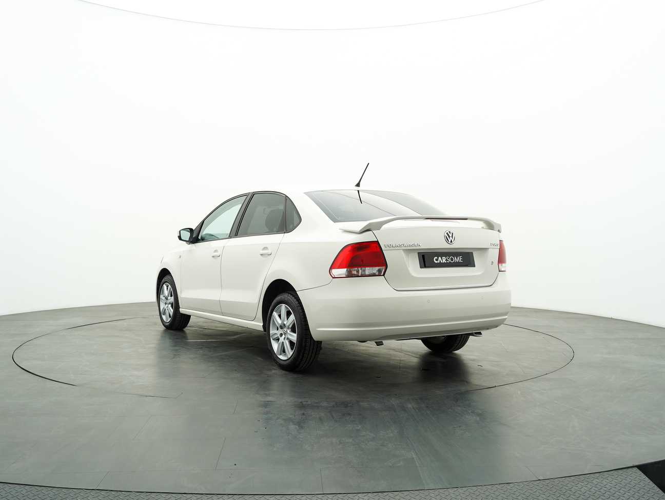 used 2015 Volkswagen Polo  1.6