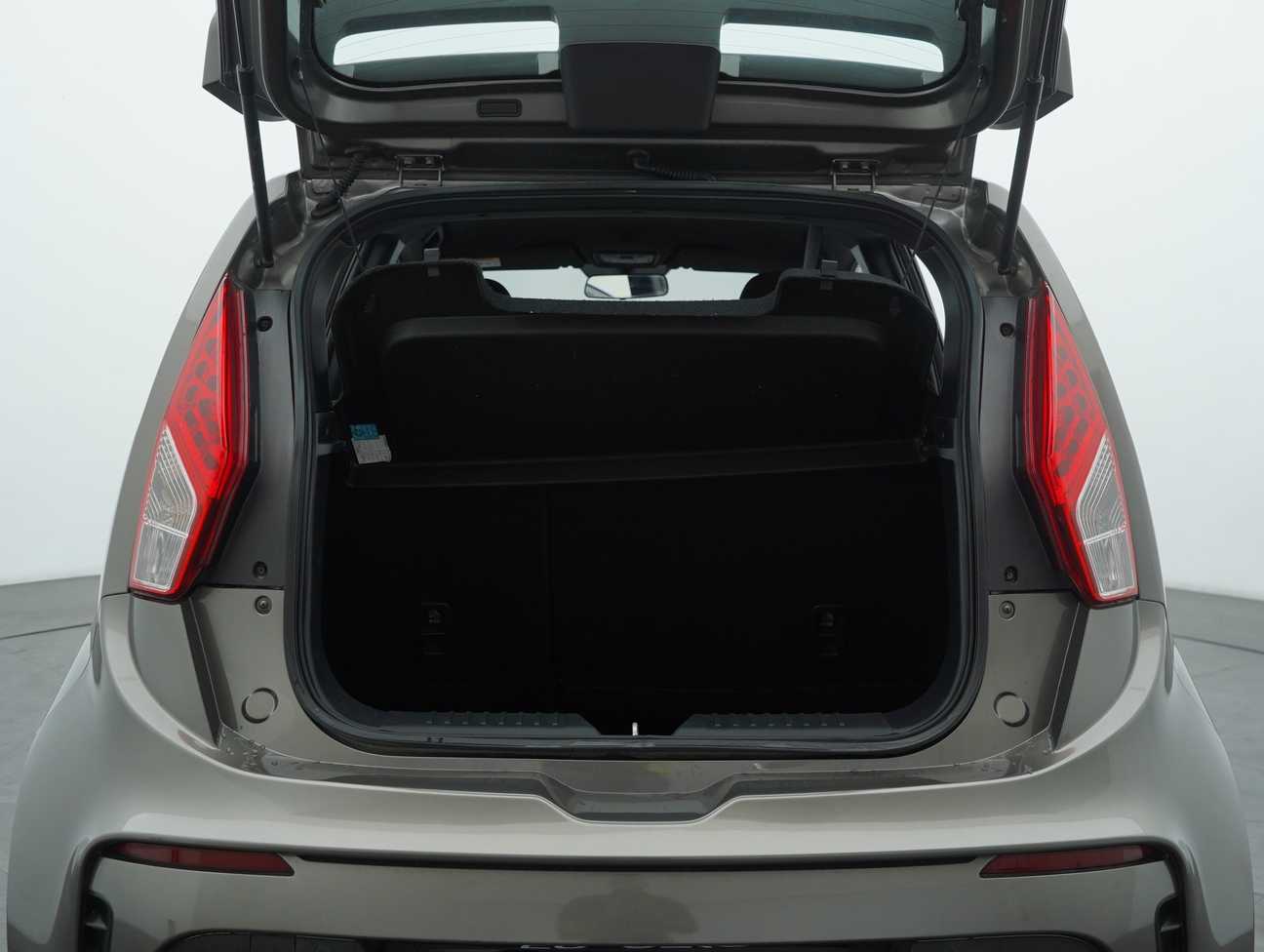 used 2019 Proton Iriz Standard 1.3