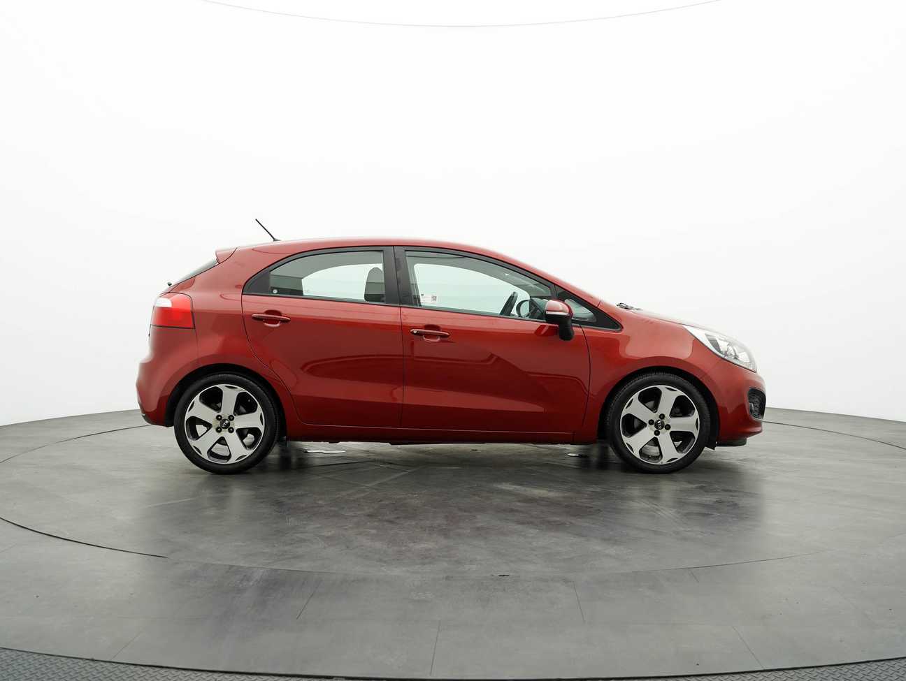 used 2014 Kia RIO UB 1.4