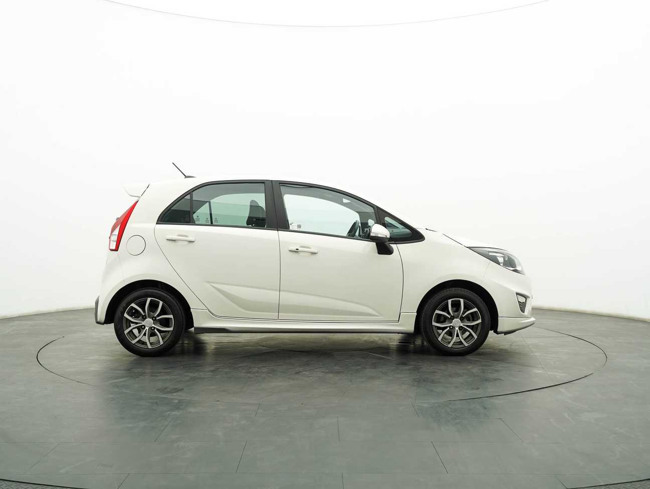 used 2015 Proton Iriz Premium 1.6