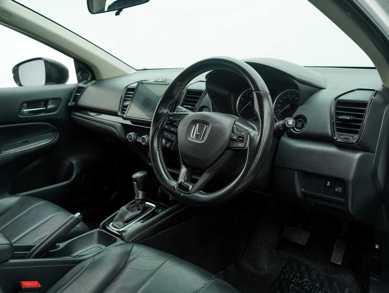 used 2022 Honda City V 1.5